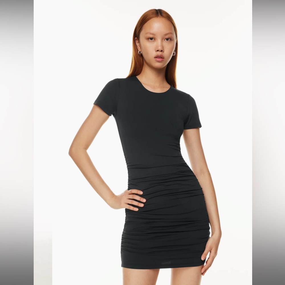 Aritzia Babaton Contour Ruched Mini Dress Black